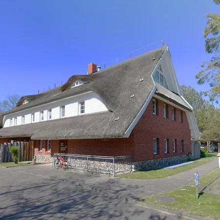 Am Gutspark Drankse Kuestenklee * Dranske